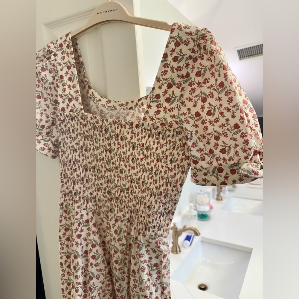 Gal Meets Glam Poplin Floral Ruched Back Short Sleeve Jumpsuit